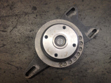 Load image into Gallery viewer, 5122869 GENUINE DETROIT DIESEL® FAN PULLEY AND HUB ASSY (5.38" PULLEY)