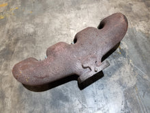 Cargar imagen en el visor de la galería, 5108427 USED EXHAUST MANIFOLD FOR DETROIT DIESEL 471 ENGINES