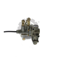 Load image into Gallery viewer, PAI LCV-3143 MACK 20QE3367M LEVELING VALVE (CH / CHN / CL / CX / CV) (OEM) | woodlineparts.com