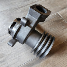 Charger l&#39;image dans la galerie, Interstate-McBee® Cummins® 4919821 New Water Pump (VT555)