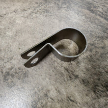 Load image into Gallery viewer, 5184291 GENUINE DETROIT DIESEL® BREATHER CLIP (1-1/4&quot; ID 3/8&quot; BOLT) (USA)
