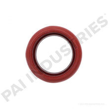 Cargar imagen en el visor de la galería, PAI 421043 NAVISTAR 675723C2 INLET HOSE (HUMP) (2.25&quot; ID x 2.00&quot; ID x 2.50&quot; L)