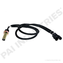 Load image into Gallery viewer, PAI 450600 NAVISTAR 1658556C91 DUAL SENSOR (SPEED / ABS) (3/4"-16) (USA) | woodlineparts.com