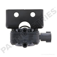 Load image into Gallery viewer, PAI 450623OEM NAVISTAR 3626432C1 DUAL PURPOSE SENSOR (OEM) | woodlineparts.com