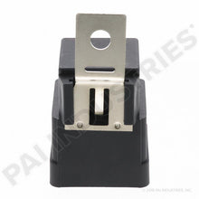 Charger l'image dans la galerie, PAI 451390 NAVISTAR 3505300C1 HORN RELAY (20/40 AMP) (5 PIN) (12 VDC) | woodlineparts.com