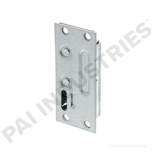 Load image into Gallery viewer, PAI 451550 NAVISTAR 1677432C1 DOOR LATCH (LH) (5000 / 9300 / 9400 / 9600 / 9700) | woodlineparts.com