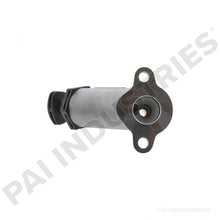 Load image into Gallery viewer, PAI 480246 NAVISTAR 1841655C2 FUEL HAND PRIMER PUMP (DT466E / DT530E) | woodlineparts.com