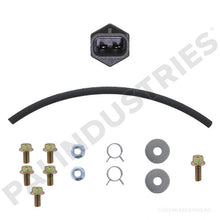 Load image into Gallery viewer, PAI 481859 NAVISTAR  2510603C92 COOLANT SURGE TANK (7000 / PROSTAR) | woodlineparts.com
