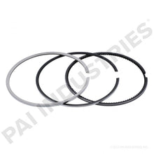 Cargar imagen en el visor de la galería, PAI 505010 CUMMINS AR11930 PISTON RING SET (V903)