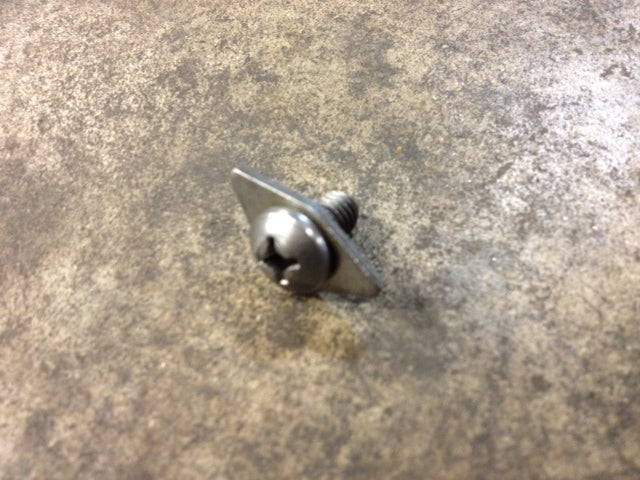 5100104 GENUINE DETROIT DIESEL® SCREW ASM (5/16"-18 X 5/8" W/ PLATE)