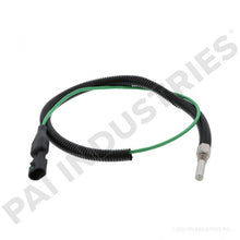 Cargar imagen en el visor de la galería, PAI 650671 DETROIT DIESEL 23531531 SPEED SENSOR (SERIES 60) (2 PIN)