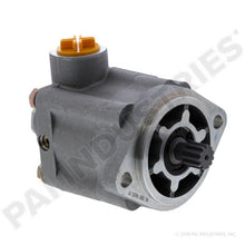 Charger l&#39;image dans la galerie, PAI 741421E FREIGHTLINER A68146601K1 POWER STEERING PUMP (RH) (4 GPM) | woodlineparts.com