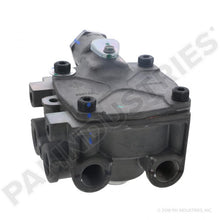Charger l&#39;image dans la galerie, PAI 802611 MACK 745-801629 R-14 RELAY VALVE (801629, 25174366) (USA) | woodlineparts.com