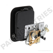 Cargar imagen en el visor de la galería, PAI 803850OEM MACK 20QX36 DOOR HANDLE (RIGHT HAND) (BLACK) (MC / MR) (OEM)