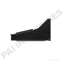 Charger l&#39;image dans la galerie, PAI 803893 MACK 32MK587M LOWER BATTERY BOX (CH / CL / CX) (25170952) | woodlineparts.com