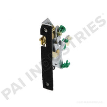 Cargar imagen en el visor de la galería, PAI 803906OEM MACK 9QX54AM LEFT HAND DOOR LATCH (CV / GU) (OEM)