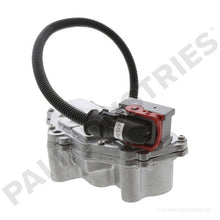 Cargar imagen en el visor de la galería, PAI 845057 MACK / VOLVO 22439692 SOLENOID VALVE (M DRIVE) (85022033) | woodlineparts.com