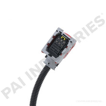 Cargar imagen en el visor de la galería, PAI 845057 MACK / VOLVO 22439692 SOLENOID VALVE (M DRIVE) (85022033) | woodlineparts.com