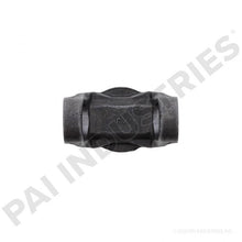 Charger l'image dans la galerie, PAI 960136 DANA 2-28-1757 TUBE YOKE (OSR) (1310) (131N281757) | woodlineparts.com