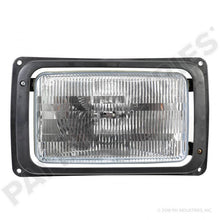 Charger l&#39;image dans la galerie, PAI EM42390 MACK 2MO516CM HEADLAMP (EARLY CH / RB / RD) (12V) (HALOGEN)