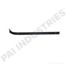 Load image into Gallery viewer, PACK OF 5 PAI FWS-4505 MACK 70QS33 WINDOW WEATHERSTRIP (RH) (INNER)