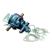 Charger l'image dans la galerie, MaxiForce® Yanmar® 129100-52101-Z Fuel Transfer Pump, Barbed Fitting, 84/88 | woodlineparts.com