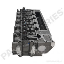 Cargar imagen en el visor de la galería, PAI 060175 CUMMINS 4089290 CYLINDER HEAD ASSEMBLY (6C) (MADE IN USA)