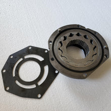 Cargar imagen en el visor de la galería, Interstate-McBee® 1822326C91 Navistar® Oil Pump (DT466 / DT466E)