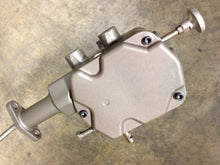 Cargar imagen en el visor de la galería, R 5108295 REBUILT HYDRAULIC GOVERNOR ASSY. FOR DETROIT DIESEL IL71 R.H. ENGINES