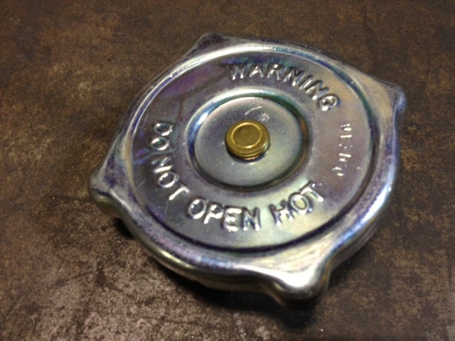 23533127 GENUINE DETROIT DIESEL RADIATOR CAP (6.5 - 8 LB) (RC8, 5197822, 805802) (Obsolete)