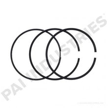Load image into Gallery viewer, PAI 405038 NAVISTAR 1876099C91 PISTON RING SET (DT 466E / DT 570) (USA)