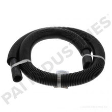 Charger l&#39;image dans la galerie, PAI 421054OEM NAVISTAR 3572231C92 SURGE TANK HOSE (1000 / 3000 / 4000 / 8000) (OEM)