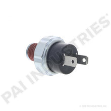 Load image into Gallery viewer, PAI 450548 NAVISTAR 598860C1 PARKING BRAKE LIGHT SWITCH (5 PSI) (NORMALLY OPEN)