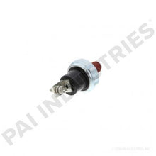 Load image into Gallery viewer, PAI 450551 NAVISTAR 1658820C1 AIR PRESSURE SWITCH (65-75 PSI) (1/8&quot;-27 NPT)