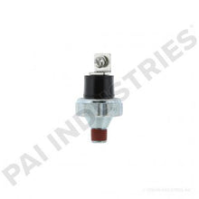 Load image into Gallery viewer, PAI 450551 NAVISTAR 1658820C1 AIR PRESSURE SWITCH (65-75 PSI) (1/8&quot;-27 NPT)