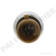 Load image into Gallery viewer, PAI 450565 NAVISTAR 3546241C1 AIR CONDITIONER PRESSURE SWITCH (USA)