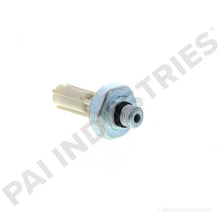 Load image into Gallery viewer, PAI 450578 NAVISTAR 1831259C91 OIL PRESSURE SWITCH KIT (USA)