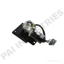 Load image into Gallery viewer, PAI 451371 NAVISTAR 2504129C91 WIPER MOTOR (5000 / 9000) (OEM)