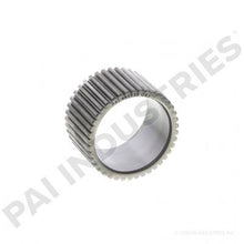 Load image into Gallery viewer, PAI 480030 NAVISTAR 675364C1 OIL PUMP DRIVE HUB (MADE IN USA)