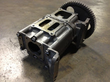 Charger l&#39;image dans la galerie, 5104914 REBUILT OIL PUMP ASSY. FOR DETROIT DIESEL 12V149 R.H. ENGINES