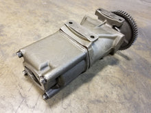 Charger l&#39;image dans la galerie, 5128905 REBUILT OIL PUMP ASSEMBLY FOR DETROIT DIESEL 16V92 R.H. ENGINES