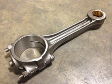Load image into Gallery viewer, R 5135515 REBUILT CONNECTING ROD ASSY IL71 TRUNK [5154265, 5135010]