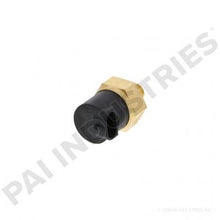 Cargar imagen en el visor de la galería, PAI 650657 DETROIT DIESEL 23532797 OIL PRESSURE SENSOR