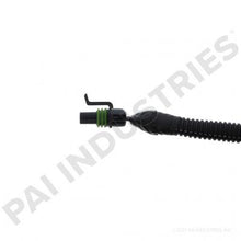 Cargar imagen en el visor de la galería, PAI 730382OEM PETERBILT Q92-8262-0300 SENSOR CONNECTOR ASSEMBLY (OEM)