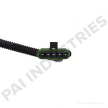 Cargar imagen en el visor de la galería, PAI 730382OEM PETERBILT Q92-8262-0300 SENSOR CONNECTOR ASSEMBLY (OEM)