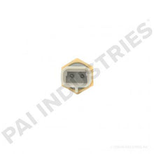 Cargar imagen en el visor de la galería, PAI 730411 PETERBILT Q21-6030-004 COOLANT LEVEL SENSOR (USA)