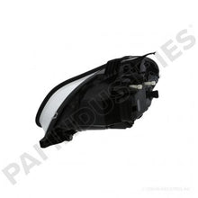 Cargar imagen en el visor de la galería, PAI 740317 FREIGHTLINER A06-75732-005 RIGHT HAND HEADLAMP ASSEMBLY