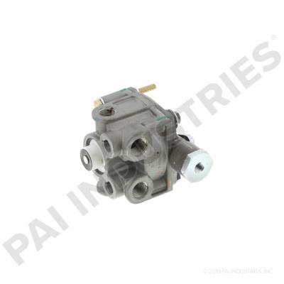 PAI 802608 MACK K065765 RELAY VALVE