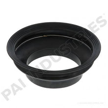 Charger l&#39;image dans la galerie, PAI 803413 MACK 56MD37M AIR INTAKE SEAL (OEM)