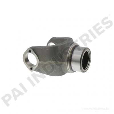 PAI 960098 DANA 6-4-7761 YOKE BP 1700 1710 2104-647761, 8235